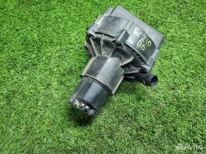 Насос воздушный Mercedes-Benz E-Class W210 M112E32