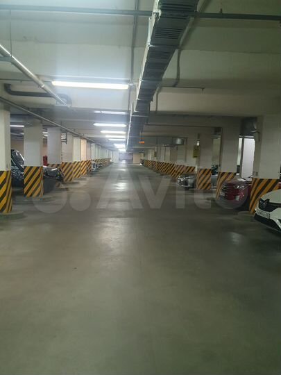 Машиноместо, 17 м²