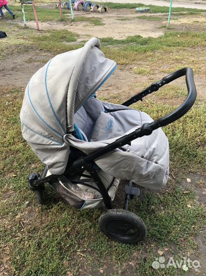 Коляска прогулочная