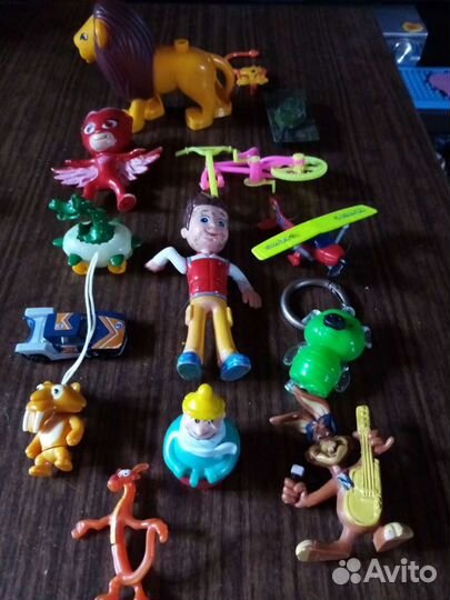 Игрушки из киндера
