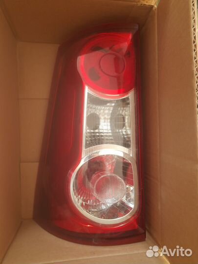 Задние фонари на largus
