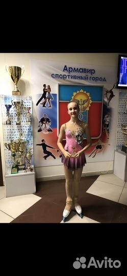 Костюм для фигурного катания на рост 152-162