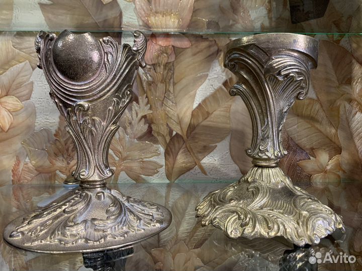 Вазочки бронзовые антикварные 2шт