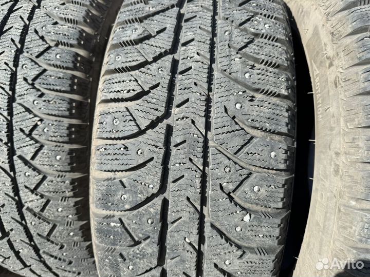 Bridgestone Ice Cruiser 7000S 225/60 R17 99T