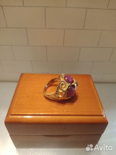 Ювелирные украшения из золота