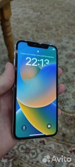 Телефон iPhone 10