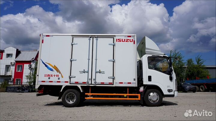 Isuzu Elf, 2024