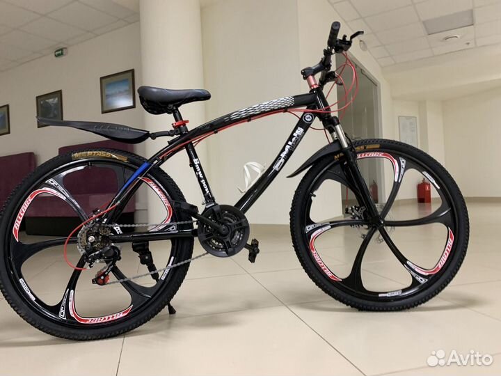 Велосипед на литых дисках