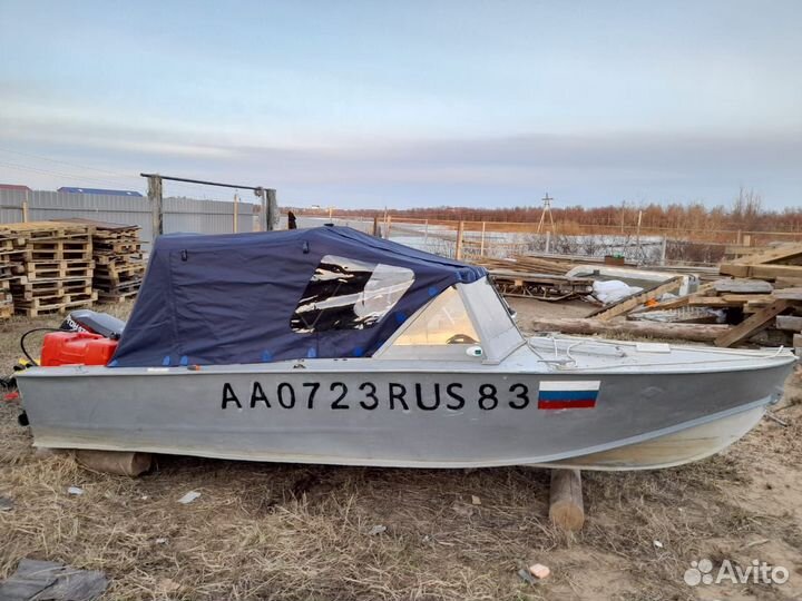 Продаётся лодка Прогресс 4 с мотором Тохатсу 40