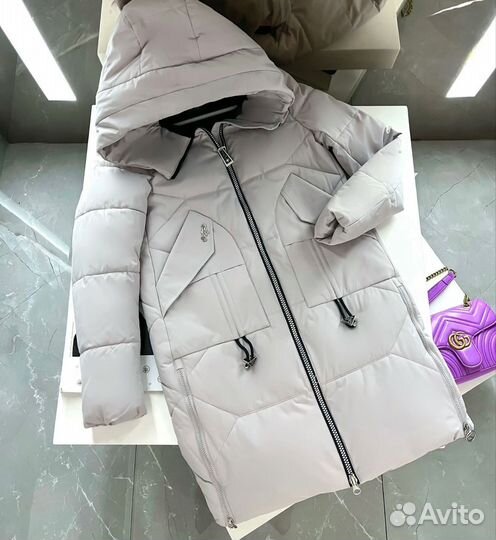 Зимнии куртки-пуховики