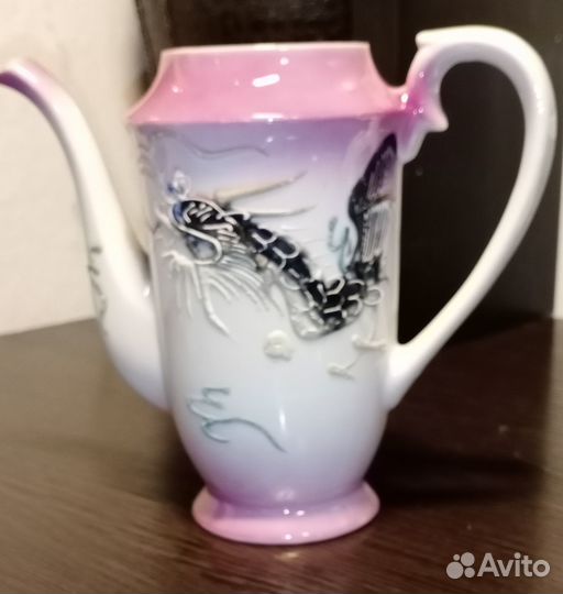 Чайник Кофейник с драконом фарфор made in Japan