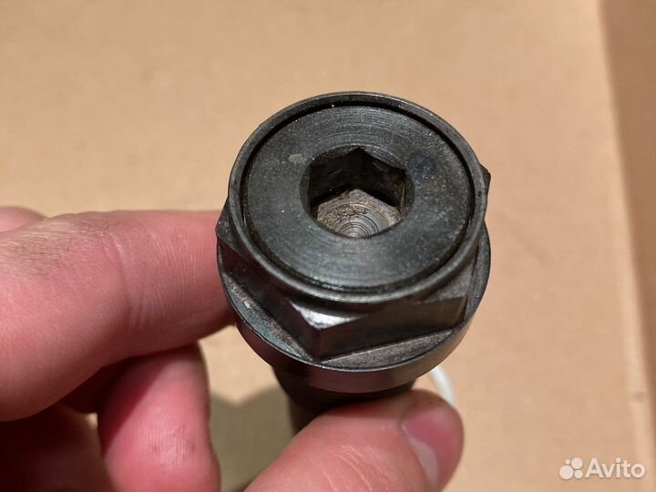 Натяжитель цепи грм Mercedes m111