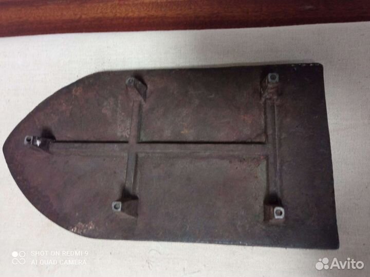 Чугунная подставка для утюга, на ножках СССР