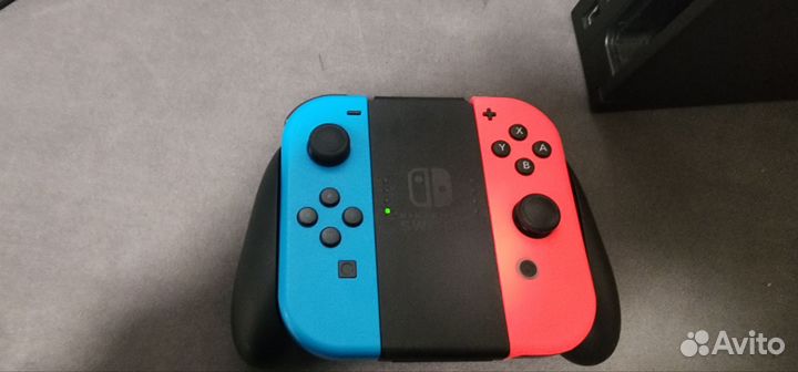 Игровая приставка Nintendo switch
