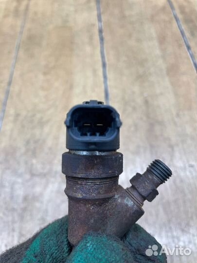 Топливная форсунка Jeep Cherokee Limited R425 2003