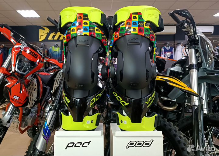 Защита колена POD K4 2.0 VR46