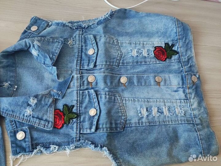 Джинсовая жилетка для девочки