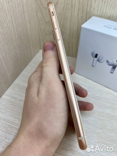 iPhone 8 Plus, 64 ГБ