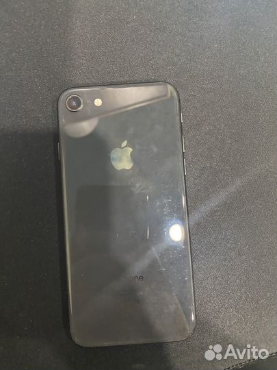 iPhone 8, 64 ГБ