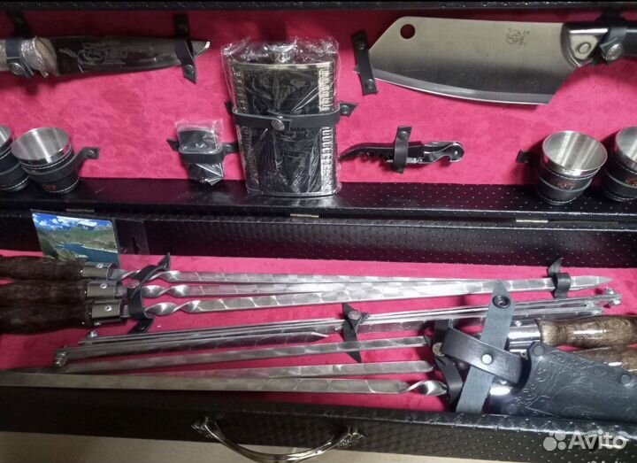 Подaрочный набор шампуров в кейсе