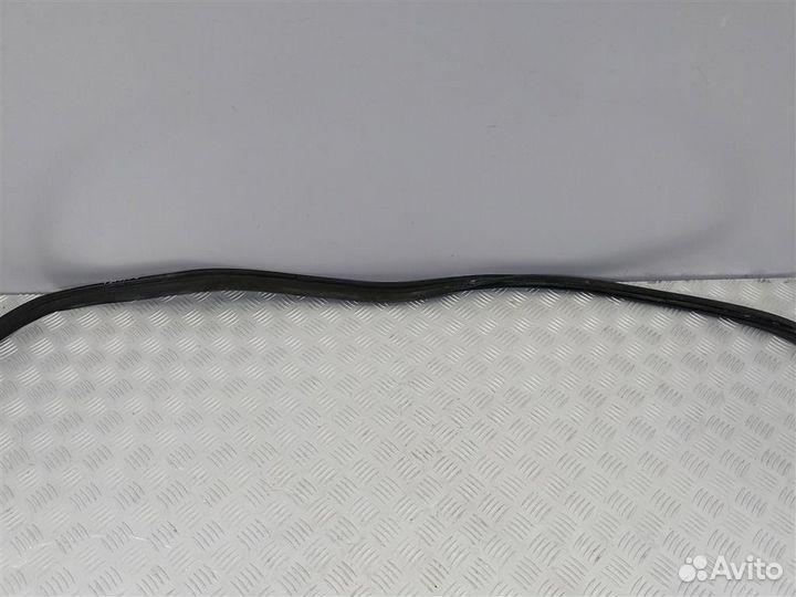 Уплотнитель багажника Audi A6 C7 4G9827705A