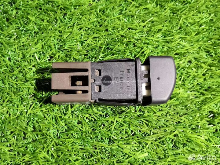 Кнопка обогрева стекла Fiat ulysse 1