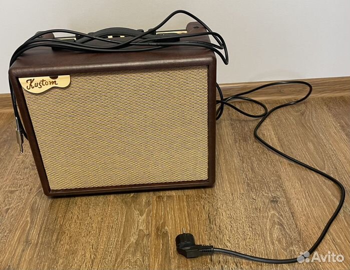 Комбоусилитель для гитары Kustom Sienna PRO16