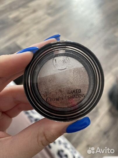 Тени для век