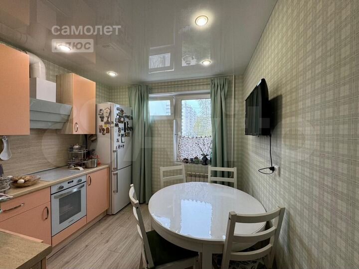 3-к. квартира, 67,6 м², 1/9 эт.