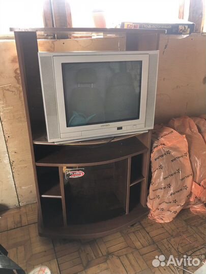 Тумба под телевизор