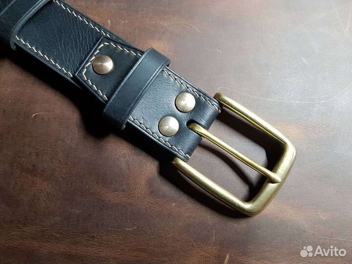 Мужской кожаный ремень