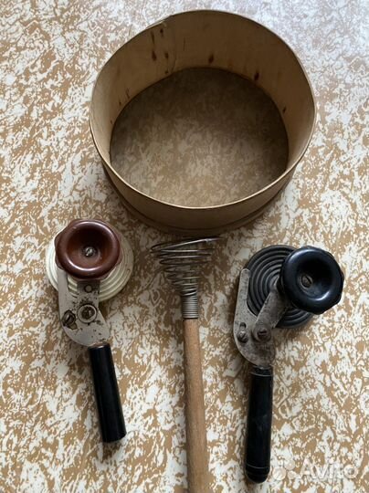 Закаточная машинка для банок и сито