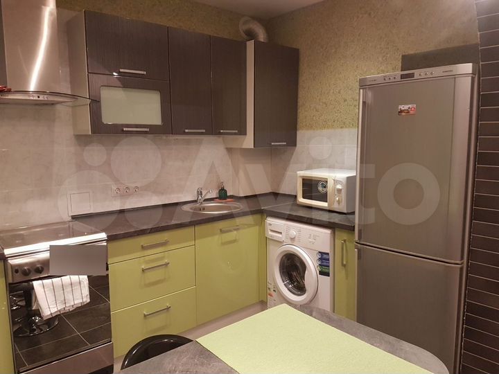 2-к. квартира, 40 м², 2/3 эт.