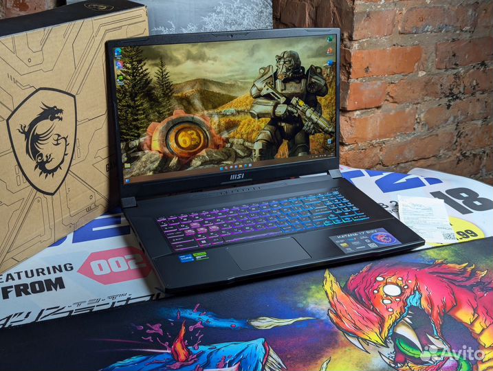 MSI Katana 17.3/ RTX 4050 почти NEW на гар