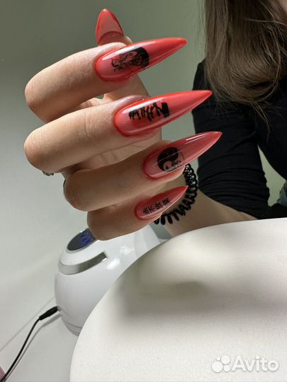 Мастер маникюра