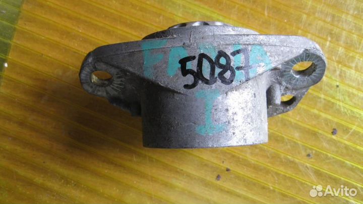 Опора заднего амортизатора Skoda Octavia