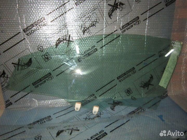 Стекло двери передней левой Honda Accord 7