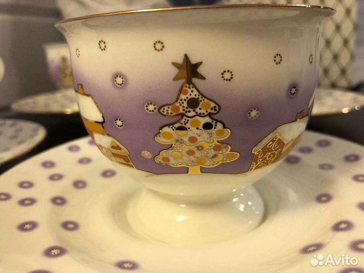 Фарфоровый сервиз 