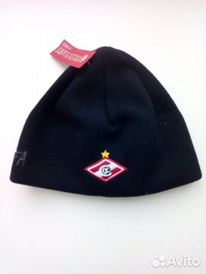 Шапка спортивная клубная