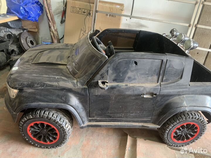 Детский электромобиль бу