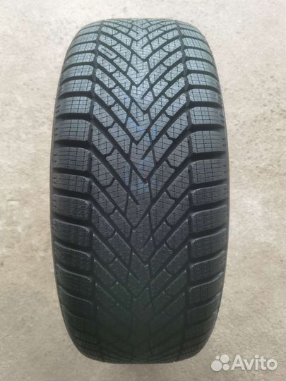 Pirelli Cinturato Winter 2 215/50 R17 95V