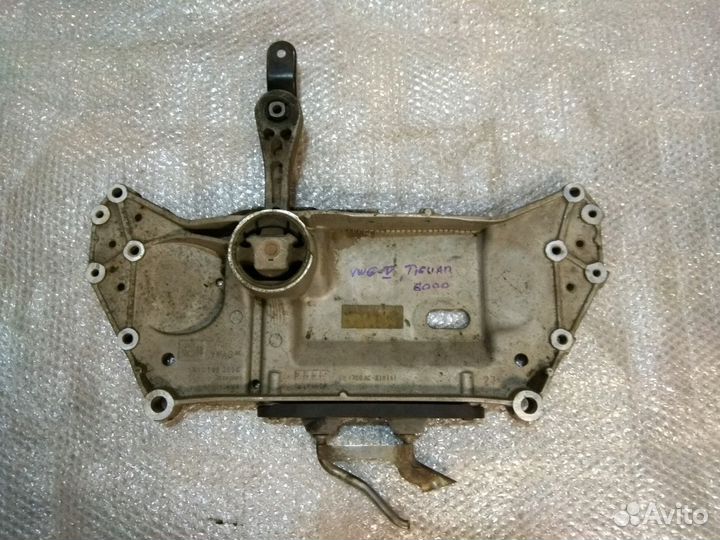 Подрамник передний VW Golf 5, Tiguan