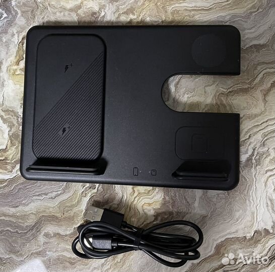 Беспроводная зарядка 3 в 1 Hoco CQ2