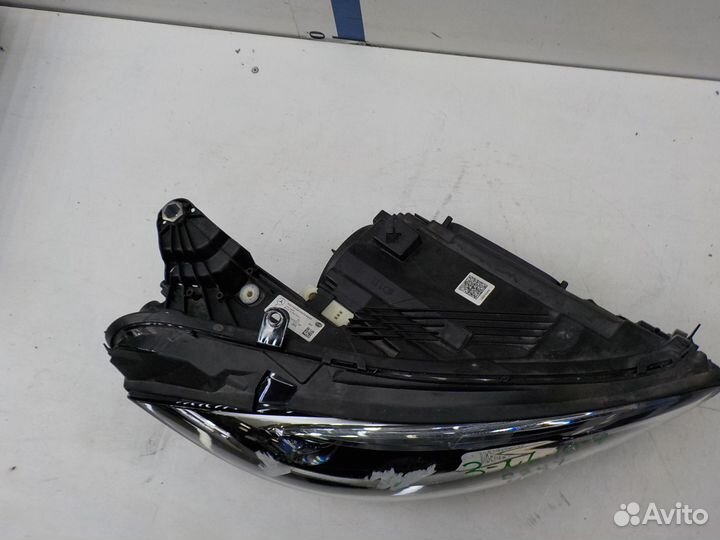 Фара правая Mercedes-Benz CLS-Klasse (C257) 2018