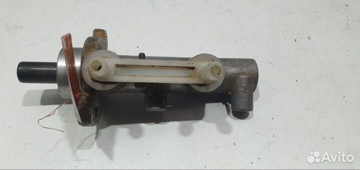 Главный тормозной цилиндр Chery Very хэтчбек 1.6