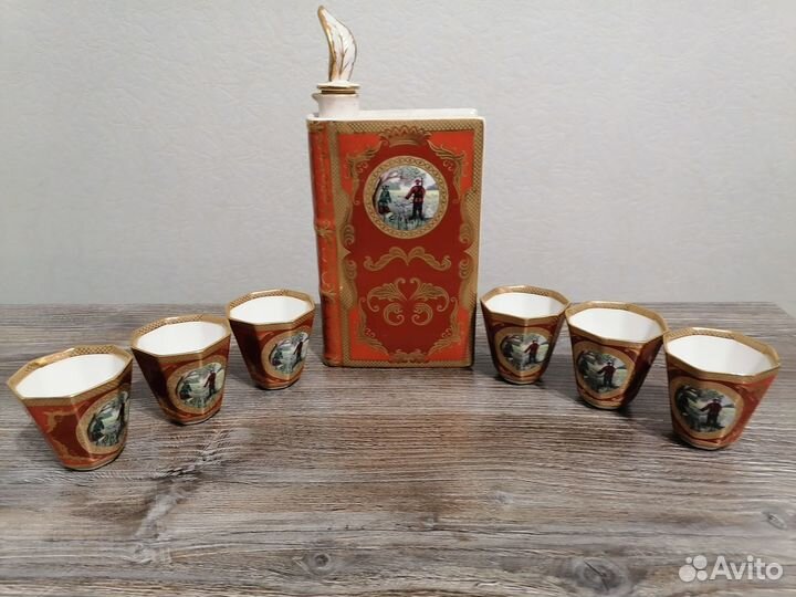 Графин - бутыль и 6 стопок