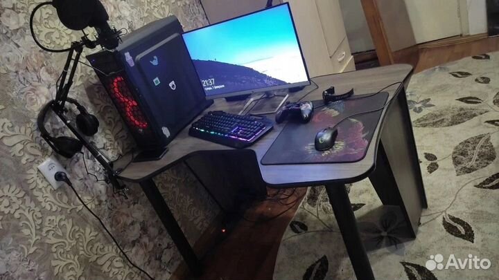 Компьютерный стол эбр геймерский