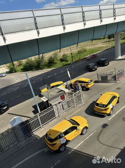 Водитель Geely Atlas pro выплата ежедневно