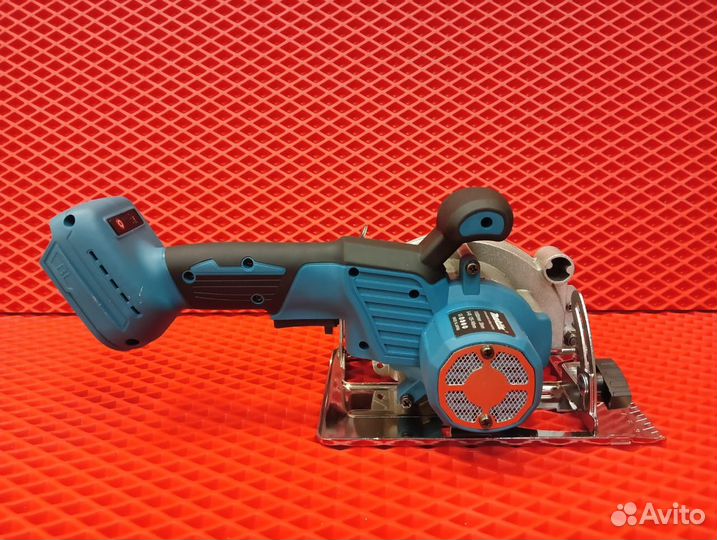 Циркулярная пила аккумуляторная Makita без АКБ