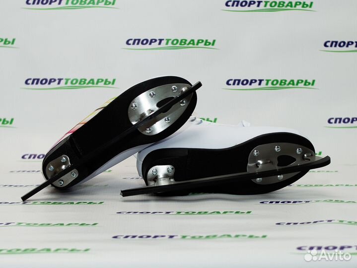 Коньки женские Новые